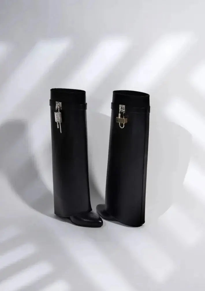 MEWE | Knee-High Wedge Boots with Glossy Finish Mewe London
