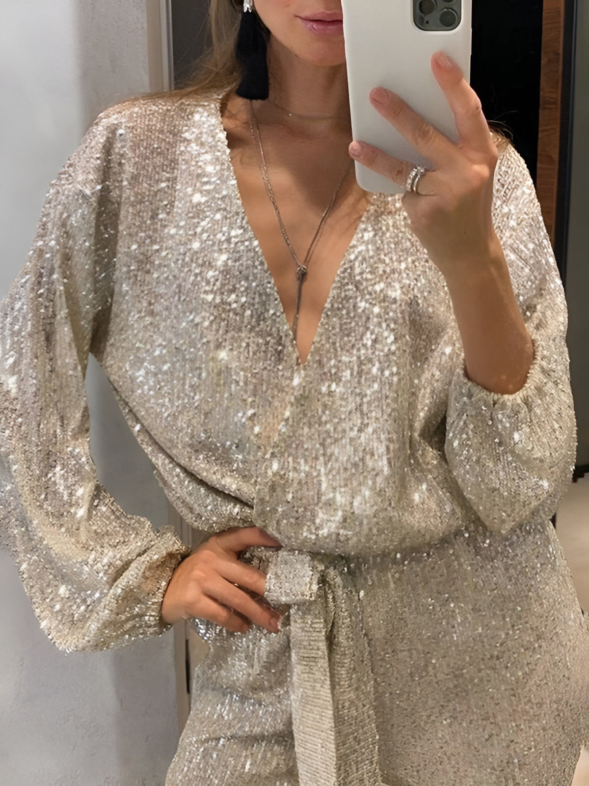 MEWE | Sequin Belt Jumpsuit with V-Neckline and Long Sleeves