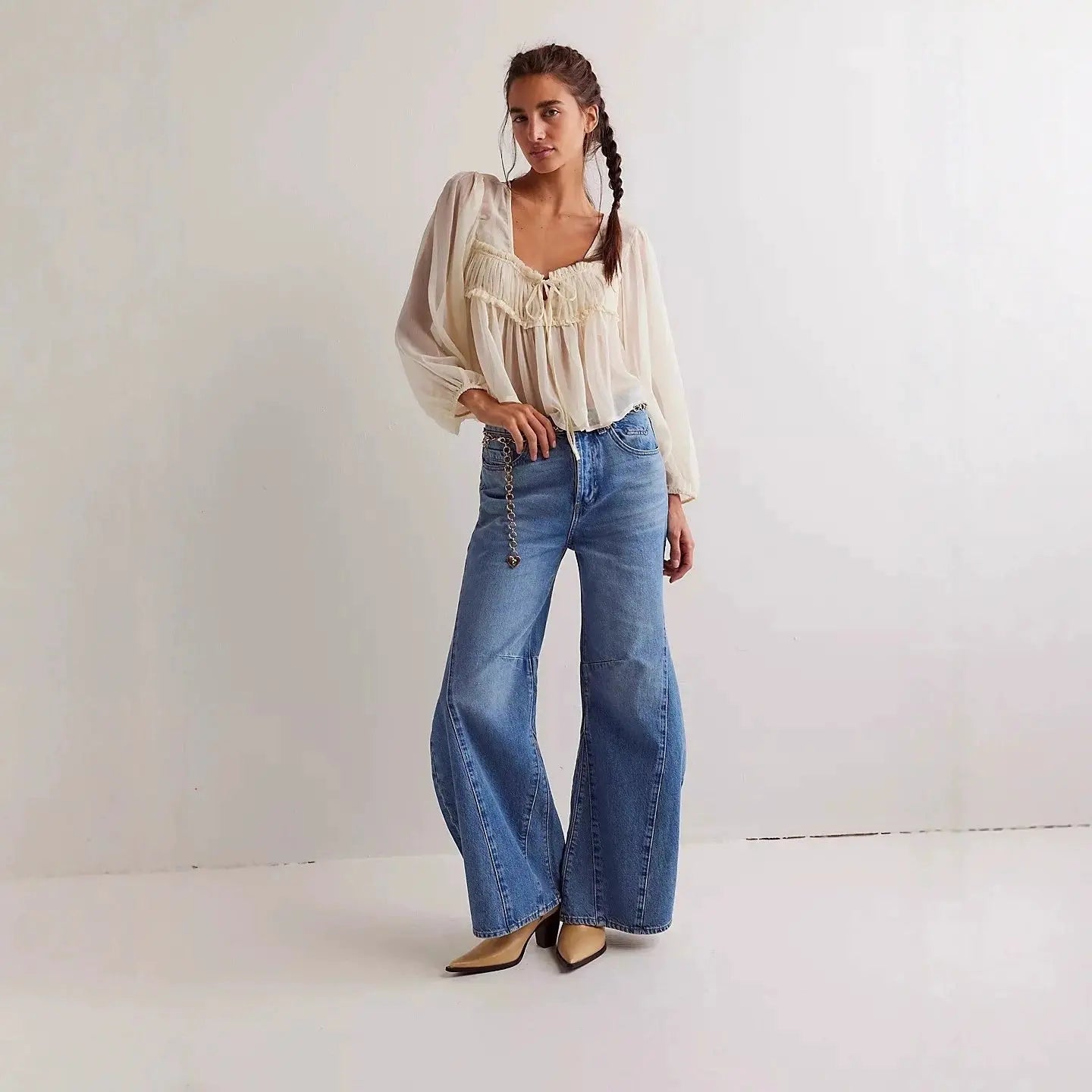 MEWE | Wide-Leg Jeans with High Waist and Belt Detail Mewe London