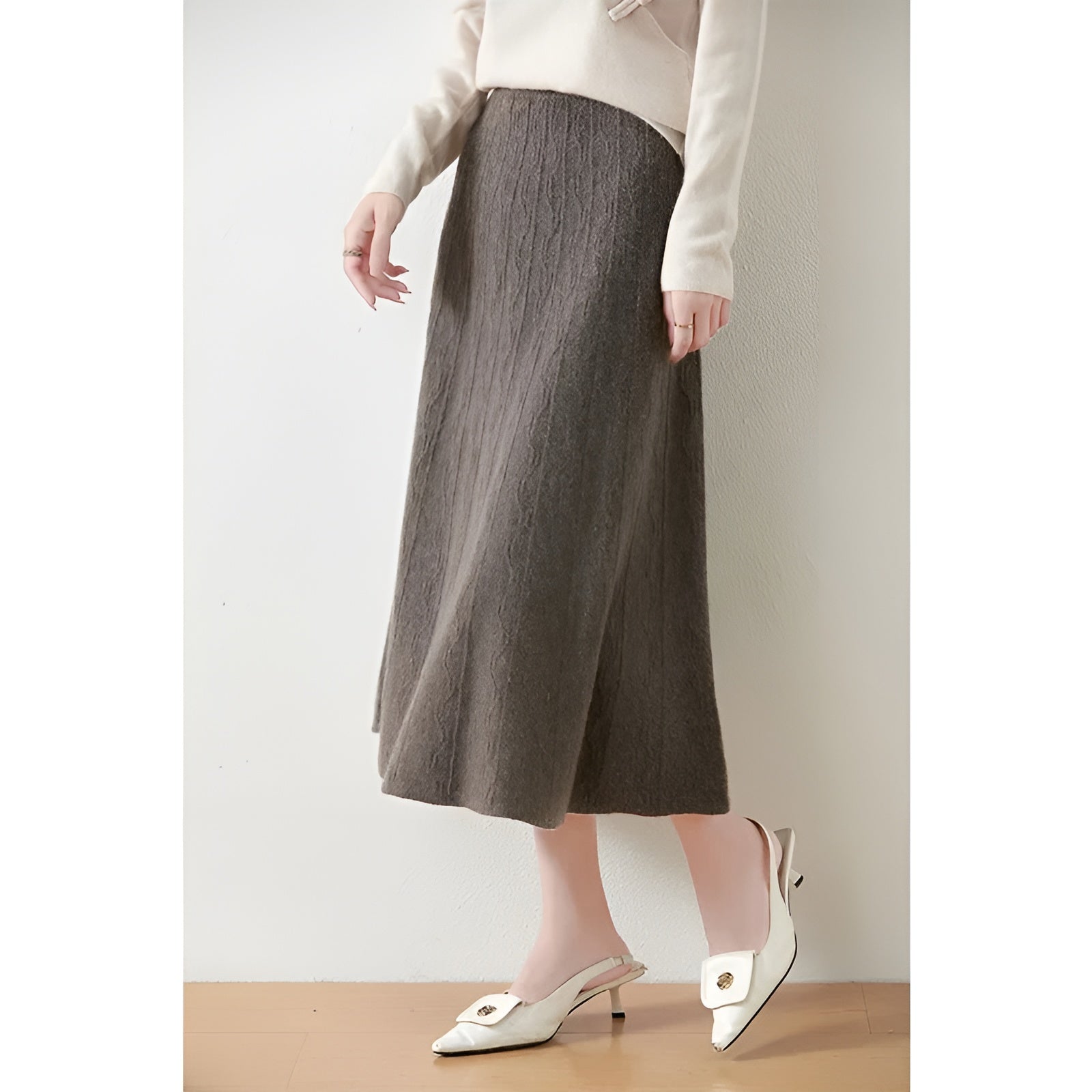 MEWE | A-Line Midi Skirt Merino Wool Knit