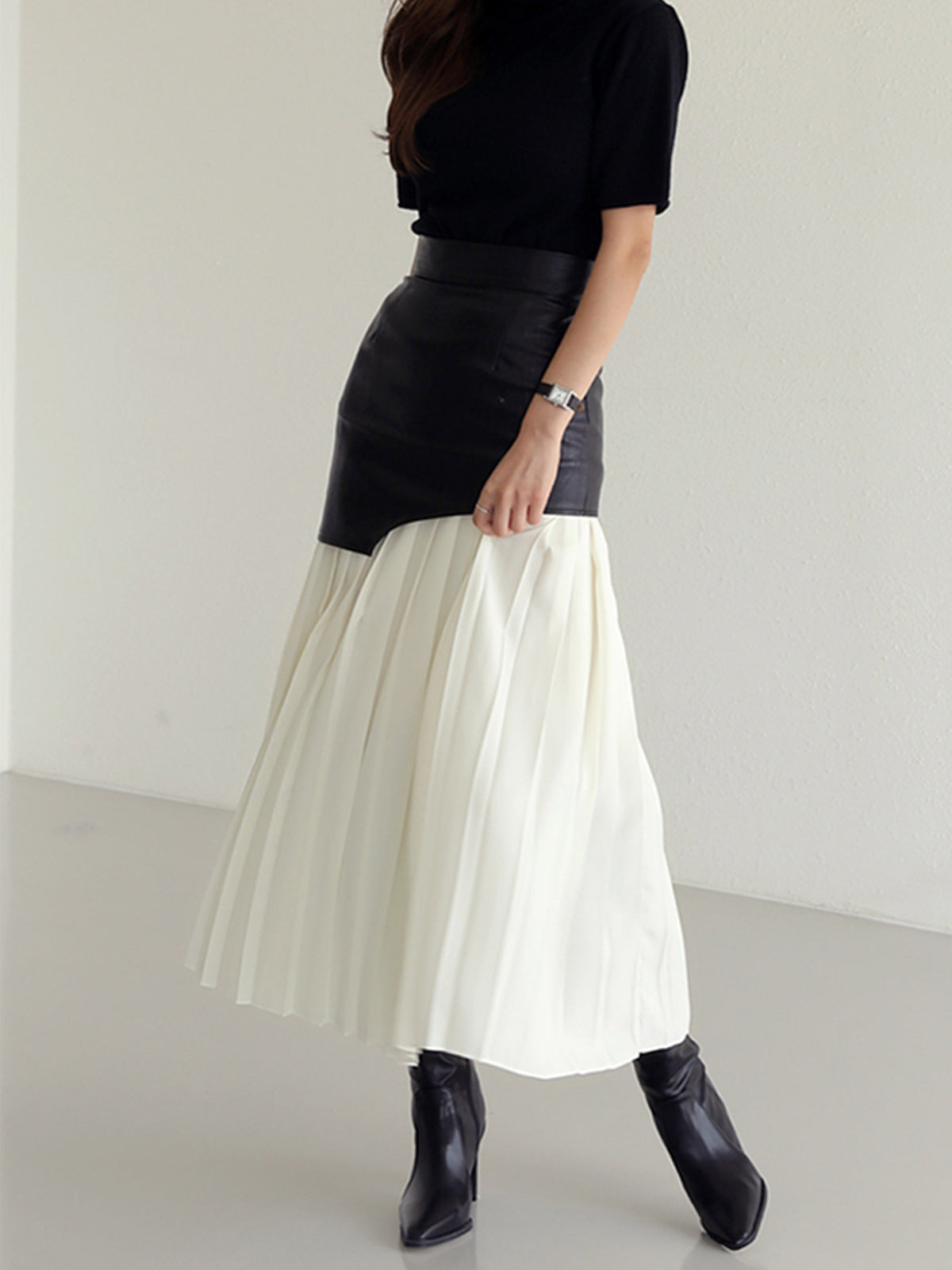 MEWE | Asymmetric Faux Coated and Pleated Maxi Skirt Mewe London