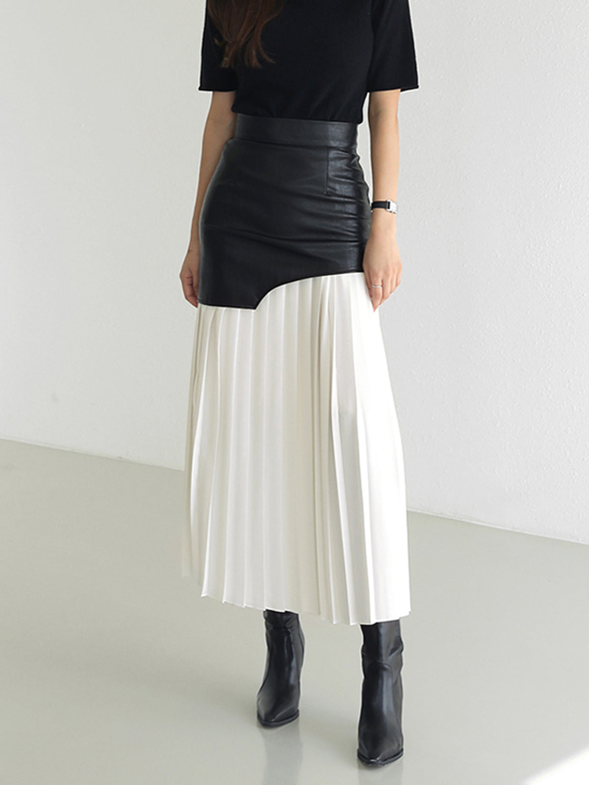 MEWE | Asymmetric Faux Coated and Pleated Maxi Skirt Mewe London