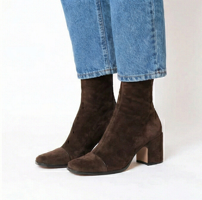 MEWE | Block Heel Ankle Boots with Square Toe Mewe London