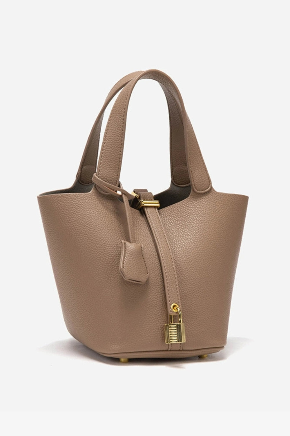 MEWE | Bucket Bag with Lock Detail Mewe London