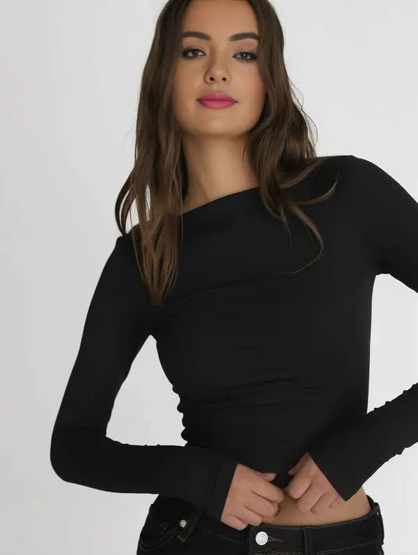 MEWE | Cropped Boat-Neck Top with Long Sleeves Mewe London