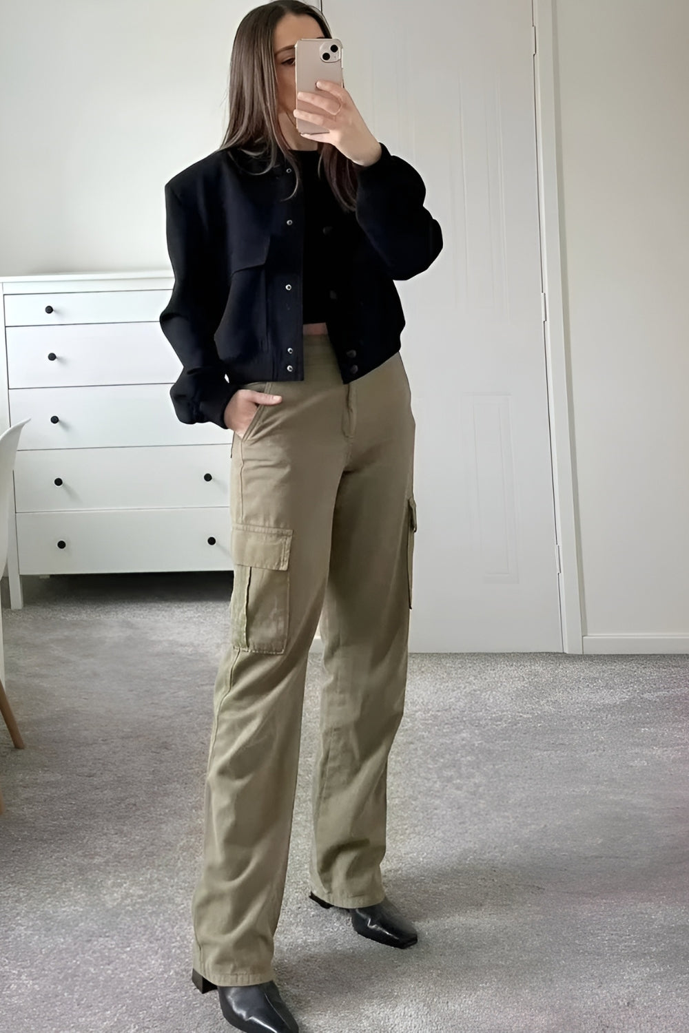 MEWE | Cropped Snap Button Bomber Jacket with Flap Pockets Mewe London