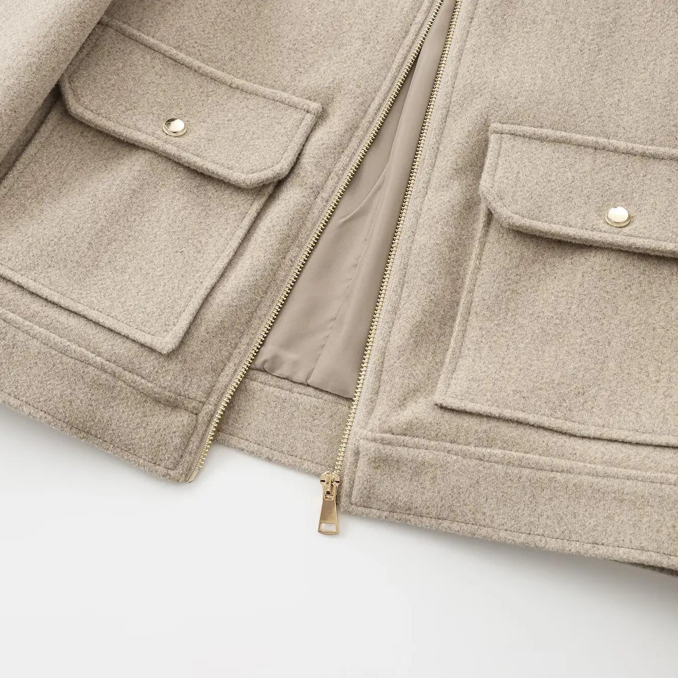 MEWE | Cropped Zip Front Jacket with Flap Pockets Mewe London