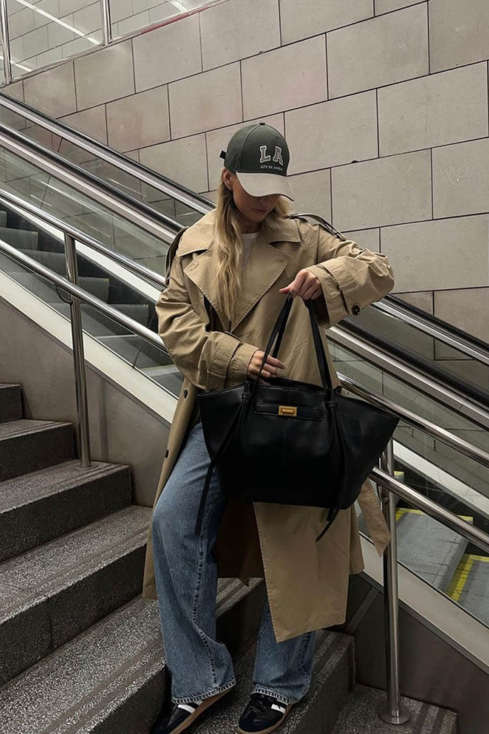 MEWE | Shopper Bag with Hardware Detail Mewe London