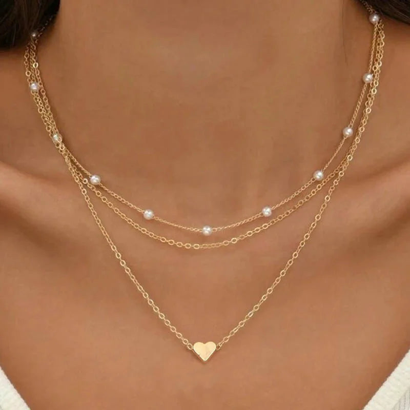 MEWE | Layered Necklace Set with Heart or Cross Pendant Mewe London