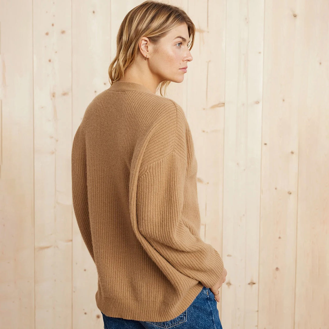 MEWE | Oversized Knit Cardigan Mewe London
