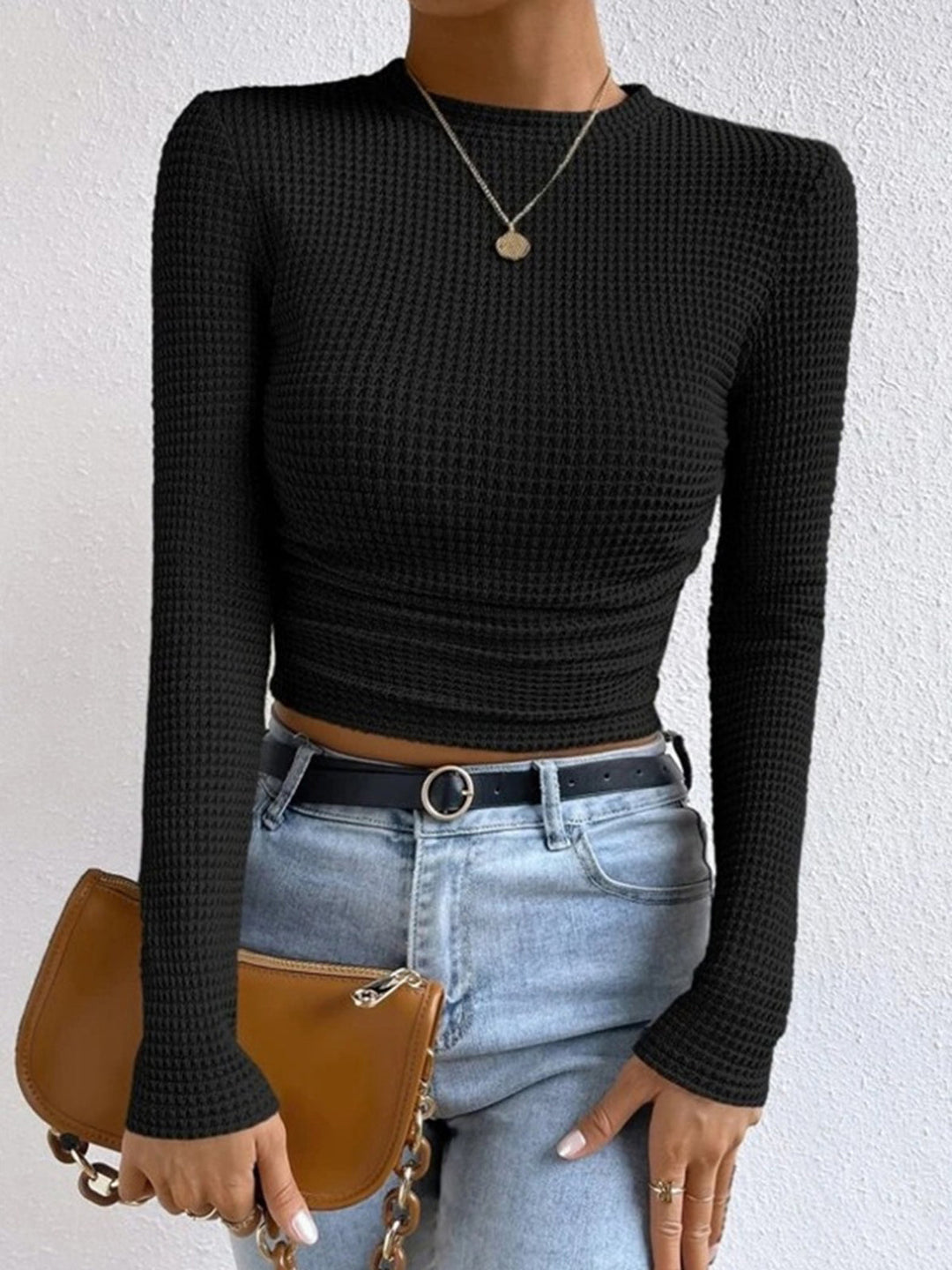 MEWE | Long Sleeve Waffle Knit Crop Top with Crew Neck Mewe London