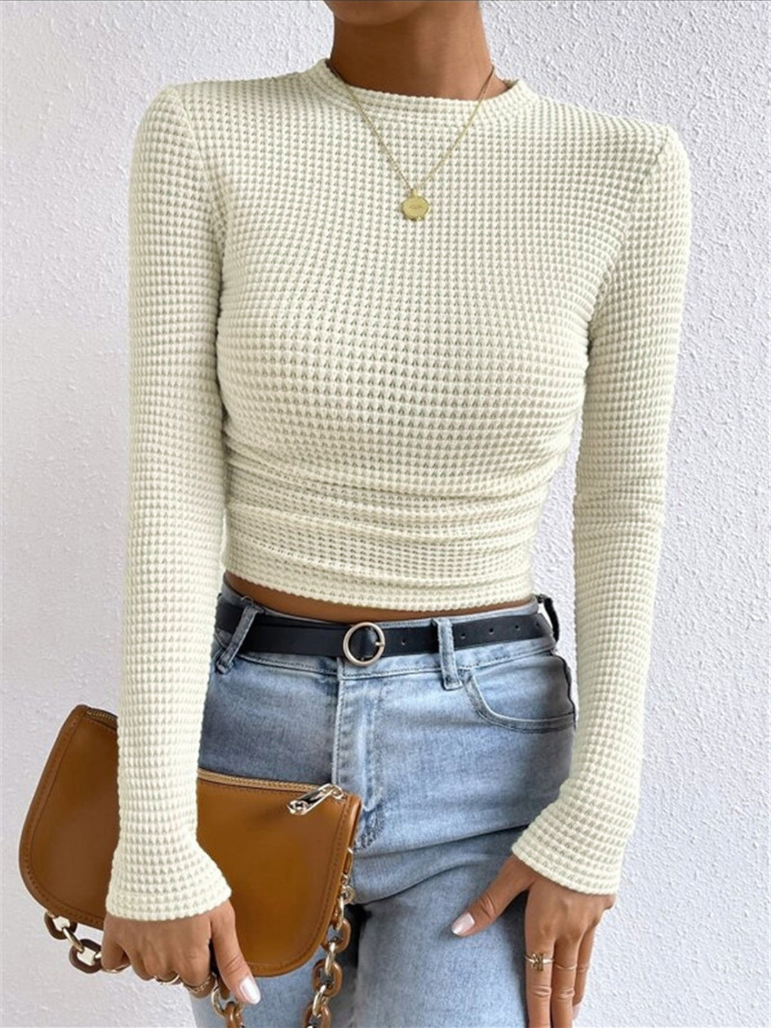 MEWE | Long Sleeve Waffle Knit Crop Top with Crew Neck Mewe London