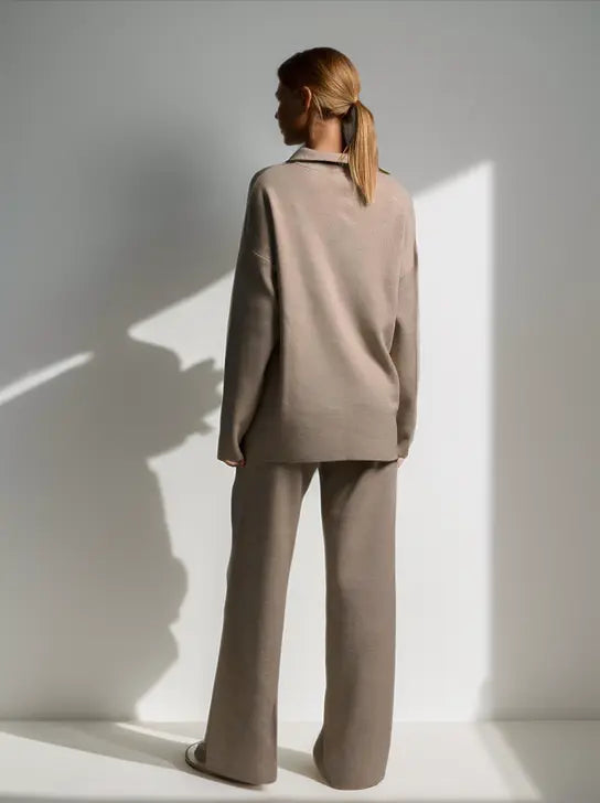 MEWE | Minimalist Lounge Set with Open Collar Top and Wide Leg Pants Mewe London
