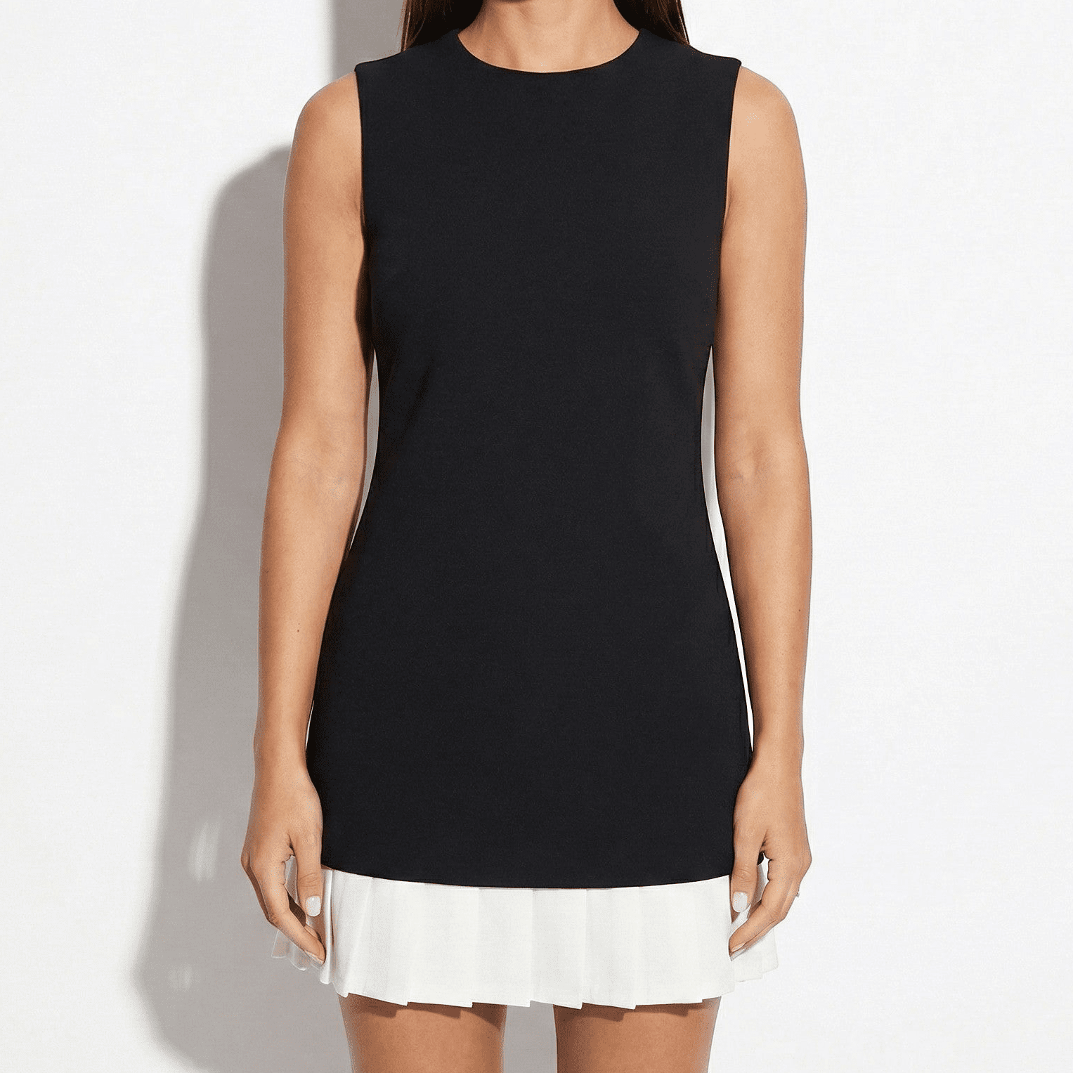 MEWE | Sleeveless A-Line Dress with Pleated Hem Mewe London