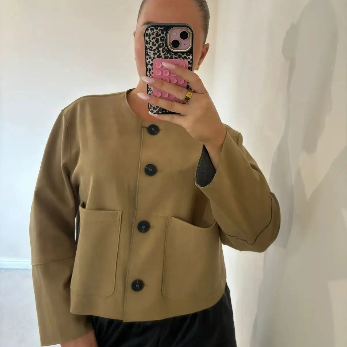 MEWE | Spring Cropped Button Front Jacket with Patch Pockets Mewe London