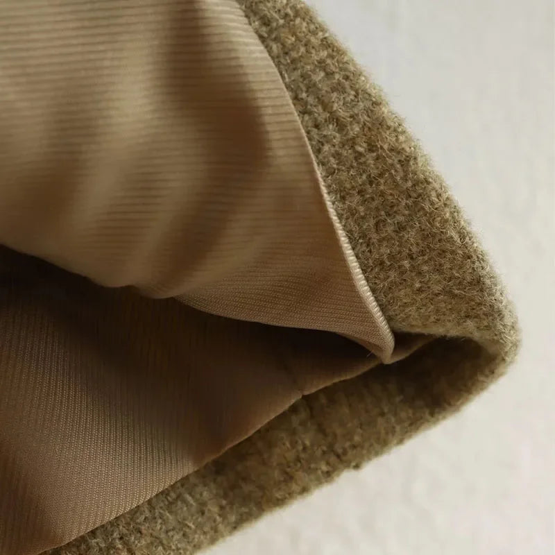 MEWE | Spring Cropped Button Front Jacket with Flap Pockets Mewe London