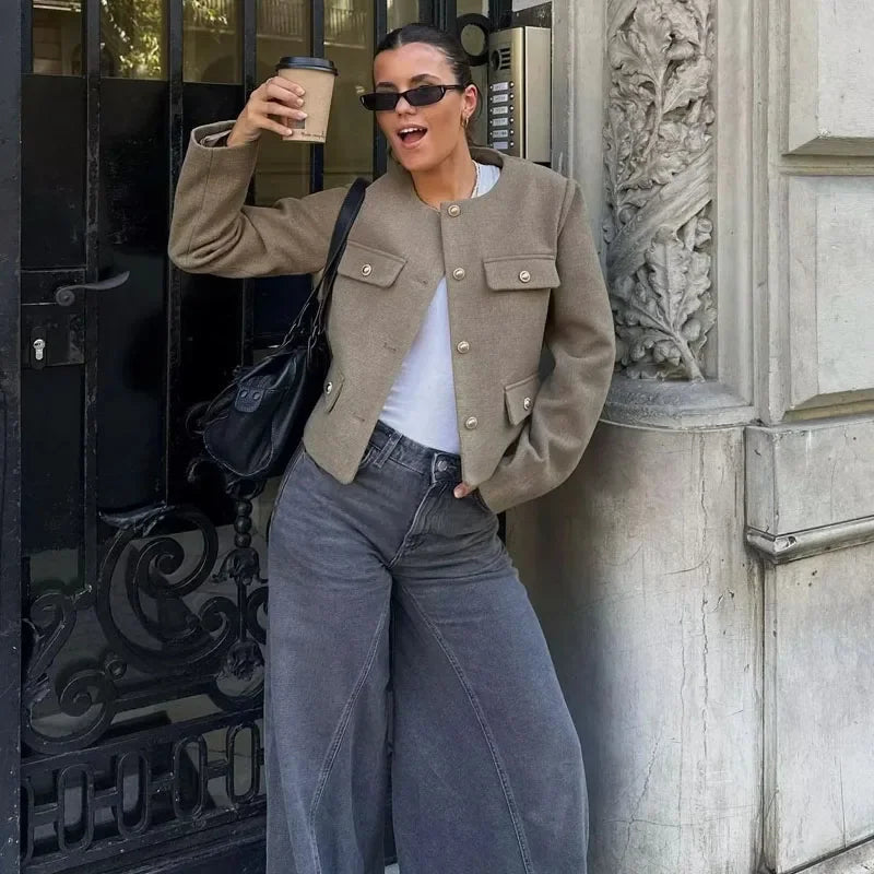 MEWE | Spring Cropped Button Front Jacket with Flap Pockets Mewe London