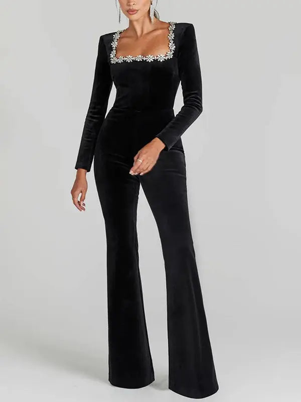 MEWE | Square-Neck Velvet Jumpsuit with Long Sleeves and Flared Trousers Mewe London