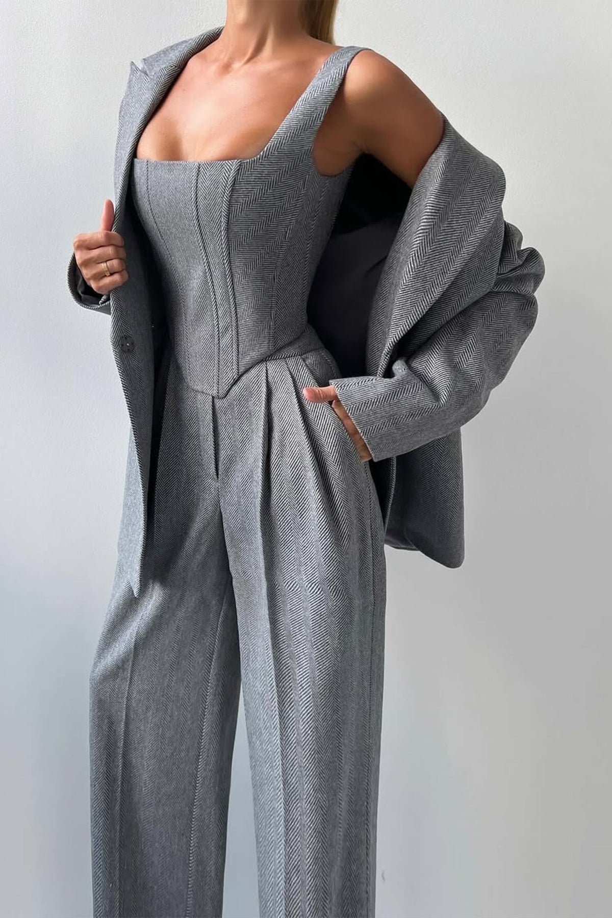MEWE | Three Piece Trouser Suit with Blazer and Corset Top Mewe London