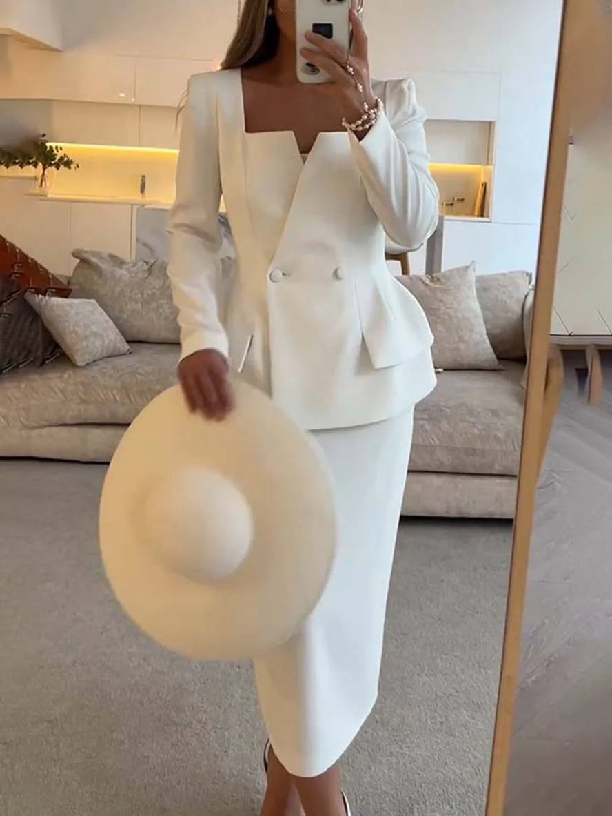 MEWE | Two-Piece Blazer and Skirt Set with Square Neck and Button Detail