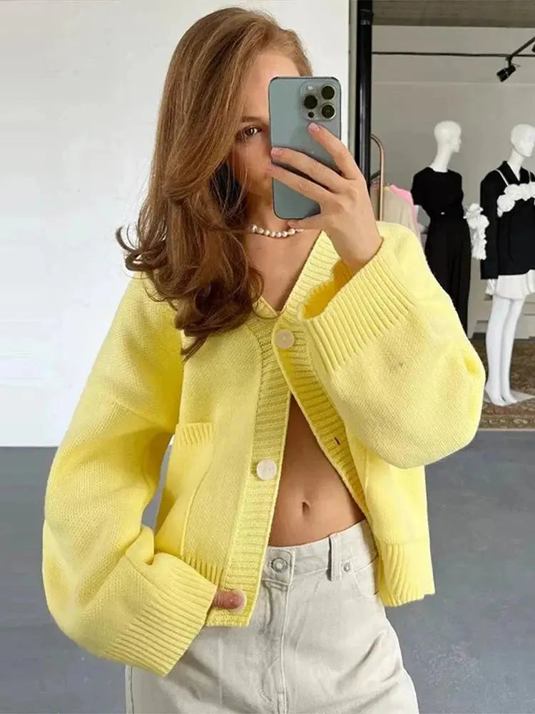 MEWE | V-Neck Knit Cardigan with Button Front and Oversized Fit Mewe London