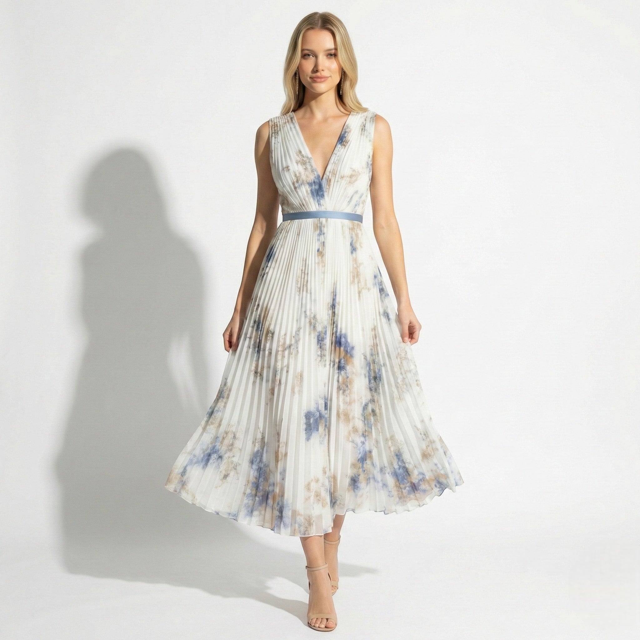 MEWE | V Neck Pleated Maxi Dress with Floral Print Mewe London